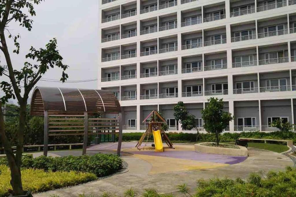 Trig Place At Grace Residence In Taguig City Manila Exterior photo