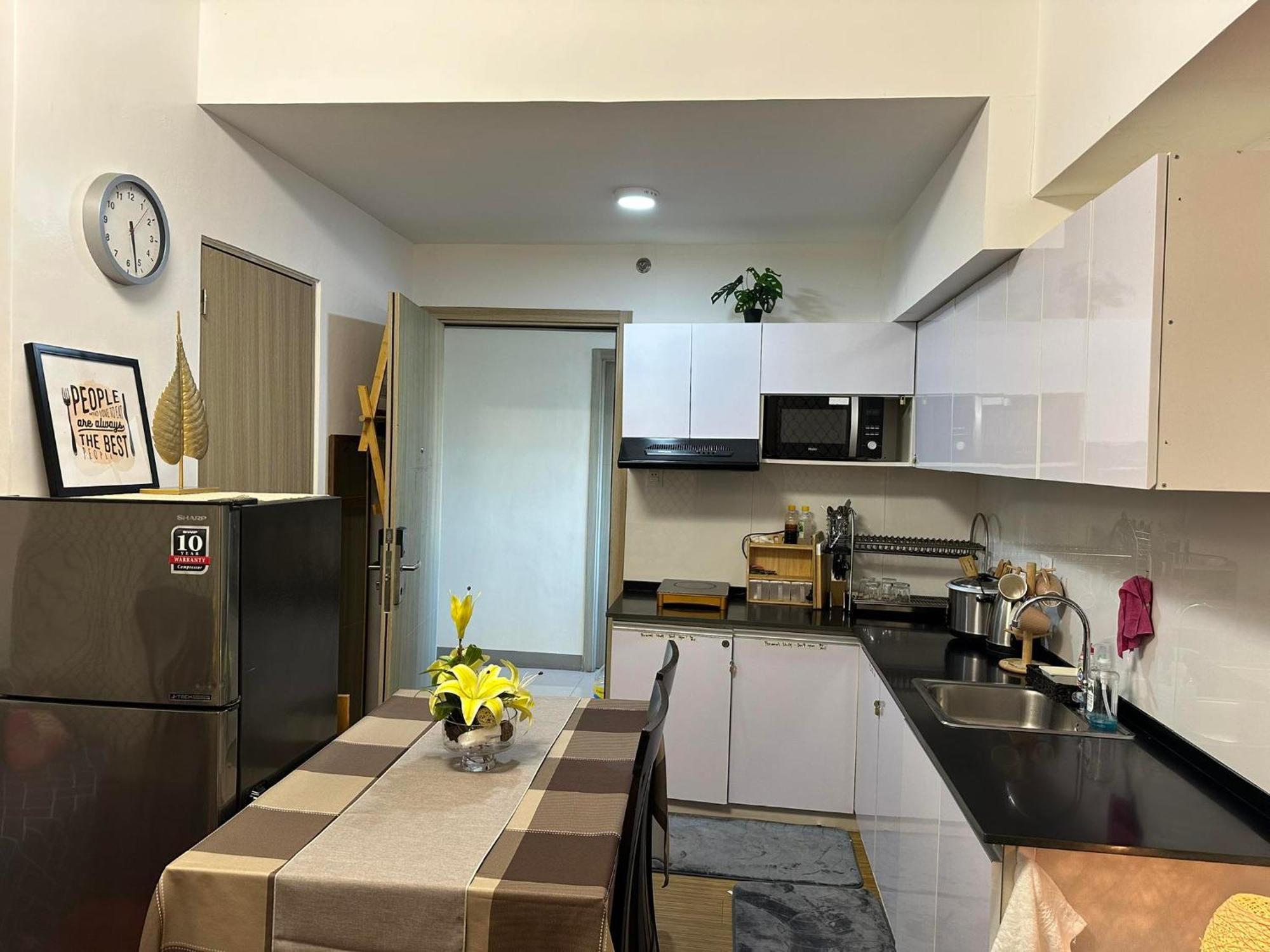 Trig Place At Grace Residence In Taguig City Manila Exterior photo