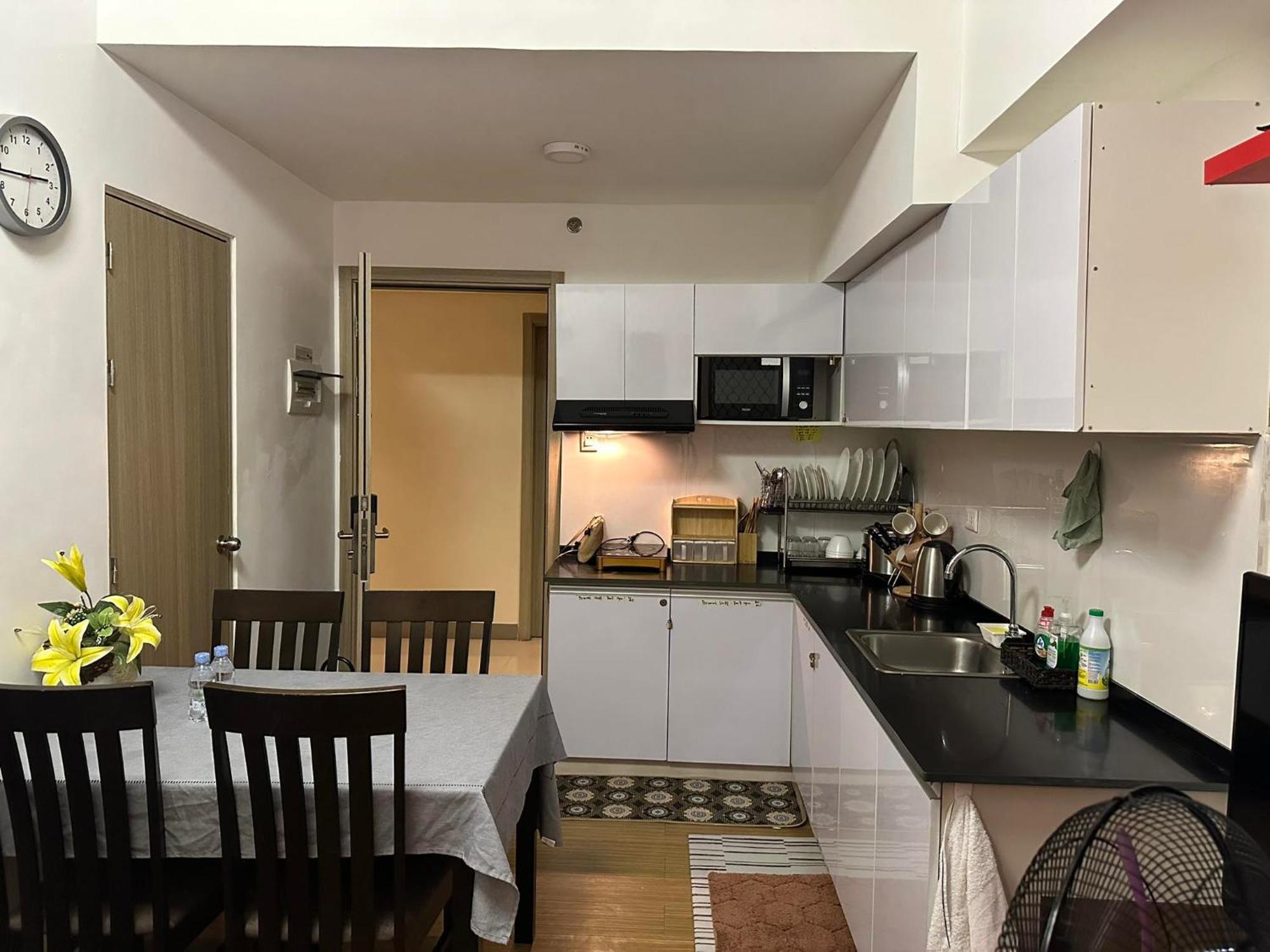 Trig Place At Grace Residence In Taguig City Manila Exterior photo